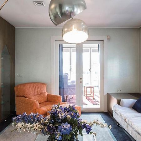 Roomy Apartment Duomo & San Babila ميلان المظهر الخارجي الصورة