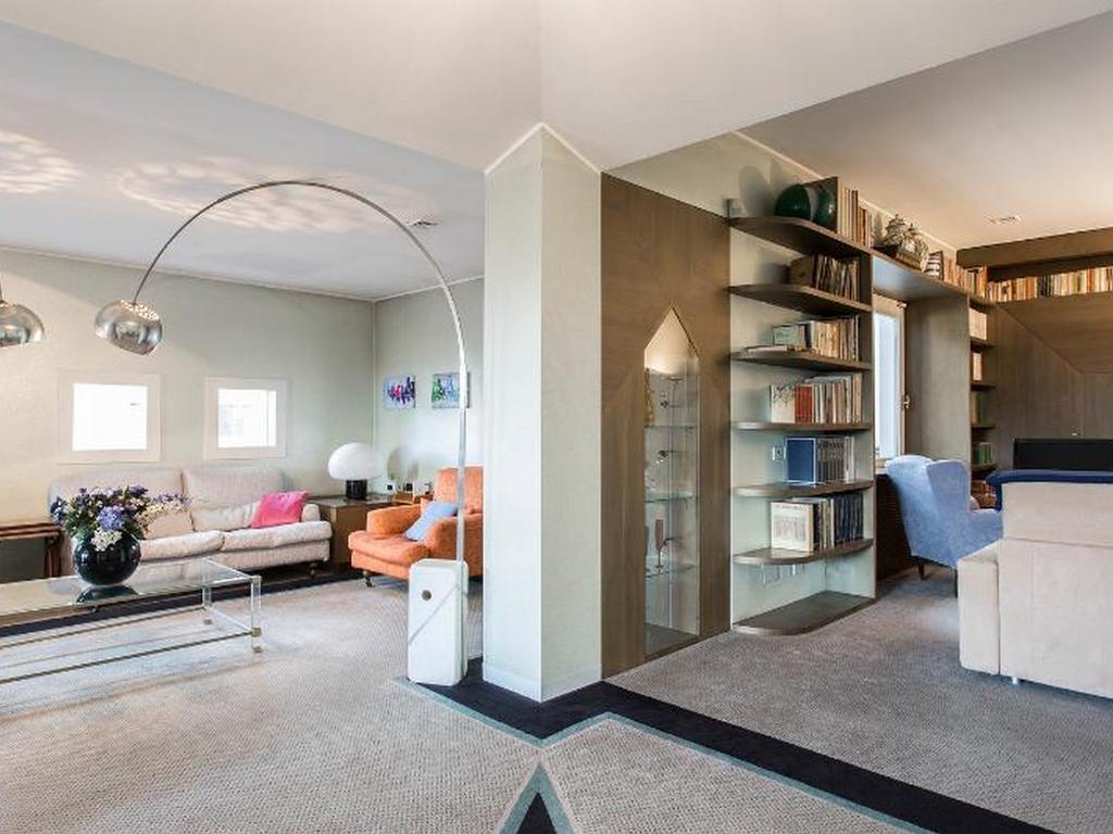 Roomy Apartment Duomo & San Babila ميلان المظهر الخارجي الصورة