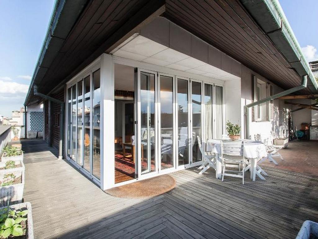 Roomy Apartment Duomo & San Babila ميلان المظهر الخارجي الصورة