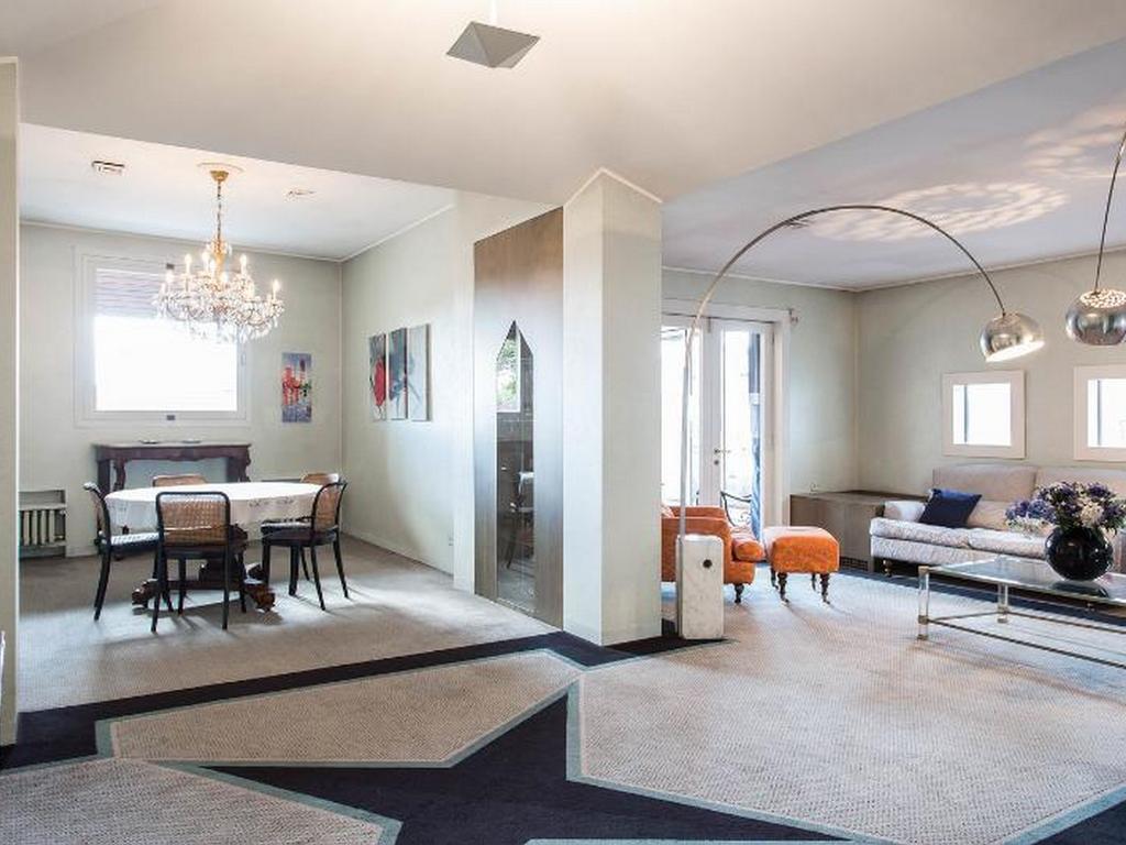 Roomy Apartment Duomo & San Babila ميلان المظهر الخارجي الصورة