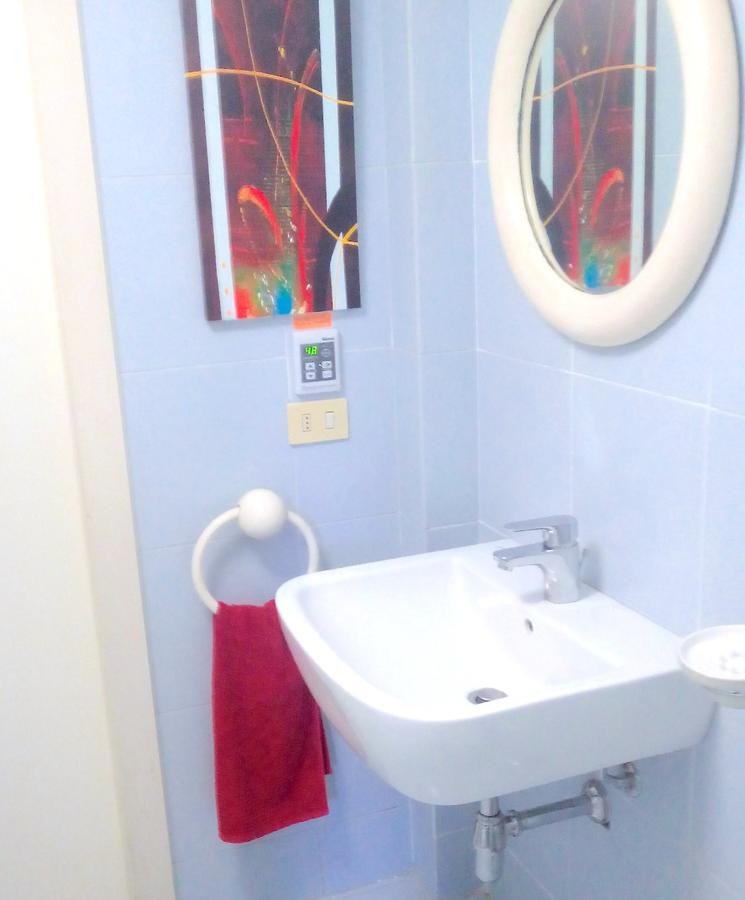 Roomy Apartment Duomo & San Babila ميلان المظهر الخارجي الصورة