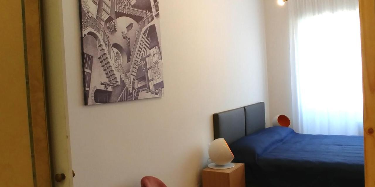 Roomy Apartment Duomo & San Babila ميلان المظهر الخارجي الصورة