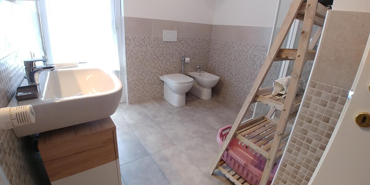 Roomy Apartment Duomo & San Babila ميلان المظهر الخارجي الصورة